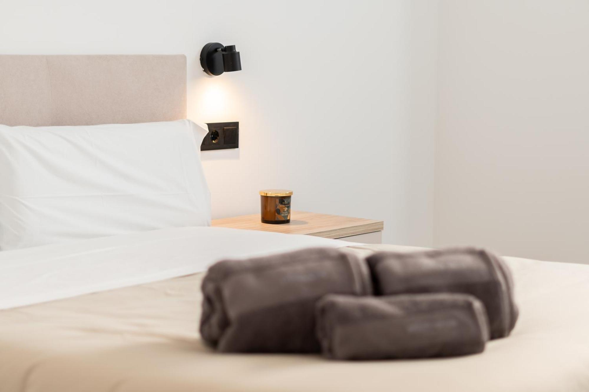 Suite Deluxe Valencia - Ciudad De Las Artes エクステリア 写真