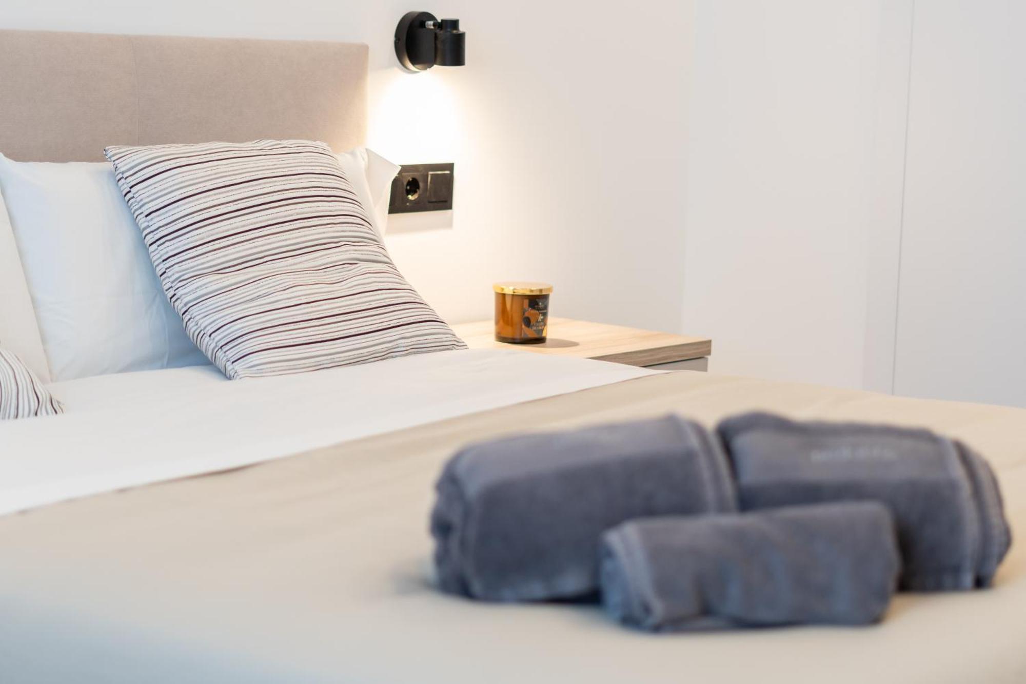 Suite Deluxe Valencia - Ciudad De Las Artes エクステリア 写真
