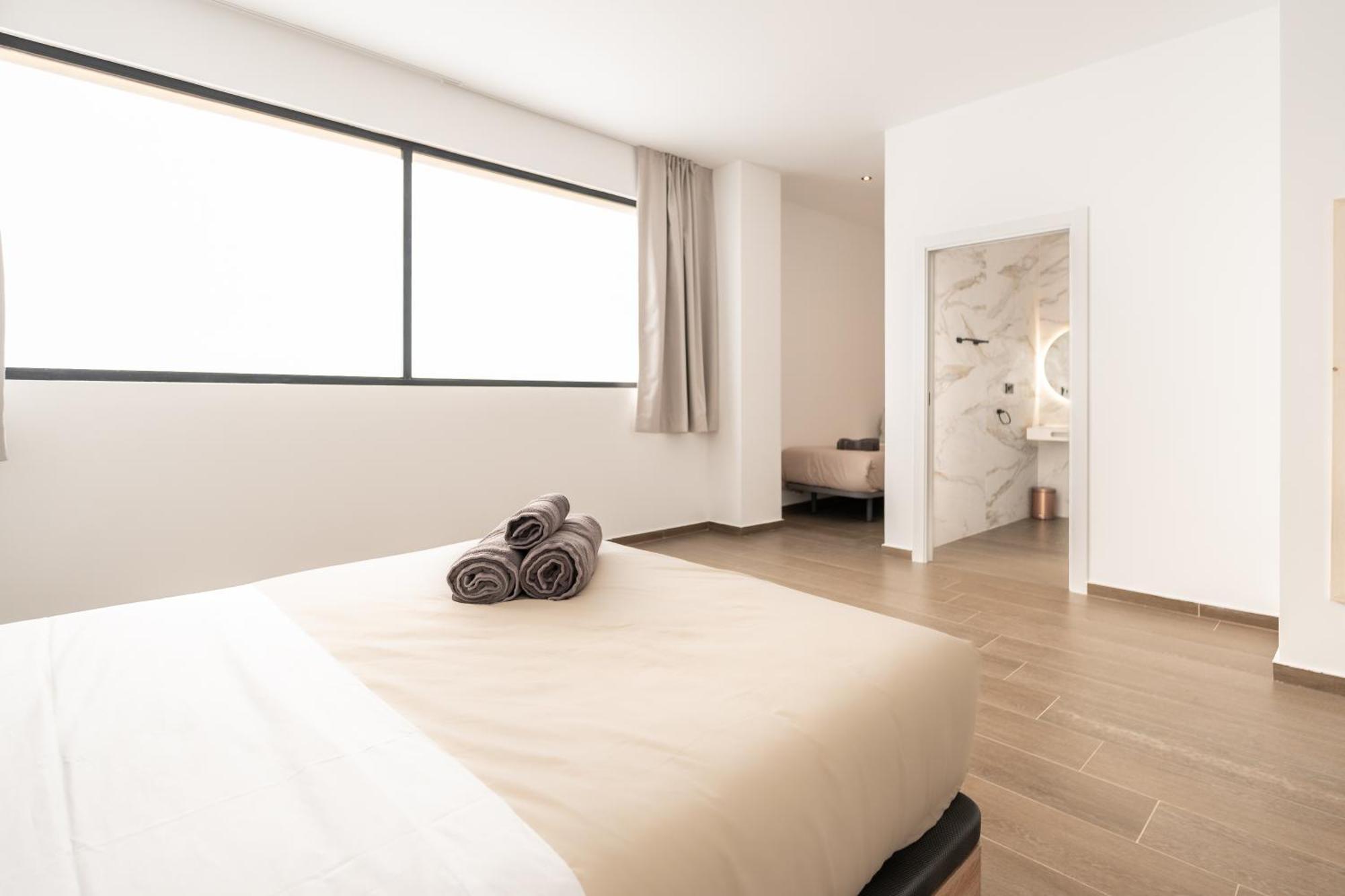 Suite Deluxe Valencia - Ciudad De Las Artes エクステリア 写真